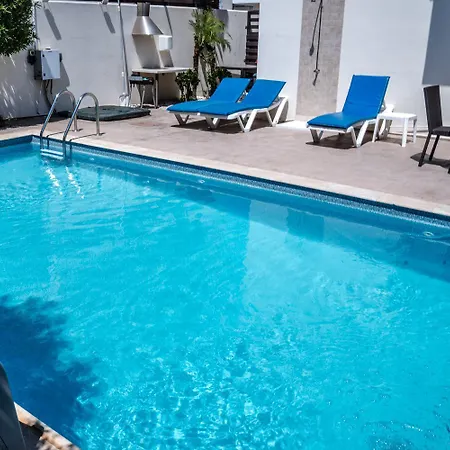 Thalassa Pernera With Private Pool, 3 Min To