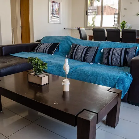 Thalassa Pernera With Private Pool, 3 Min To Villa Paralimni